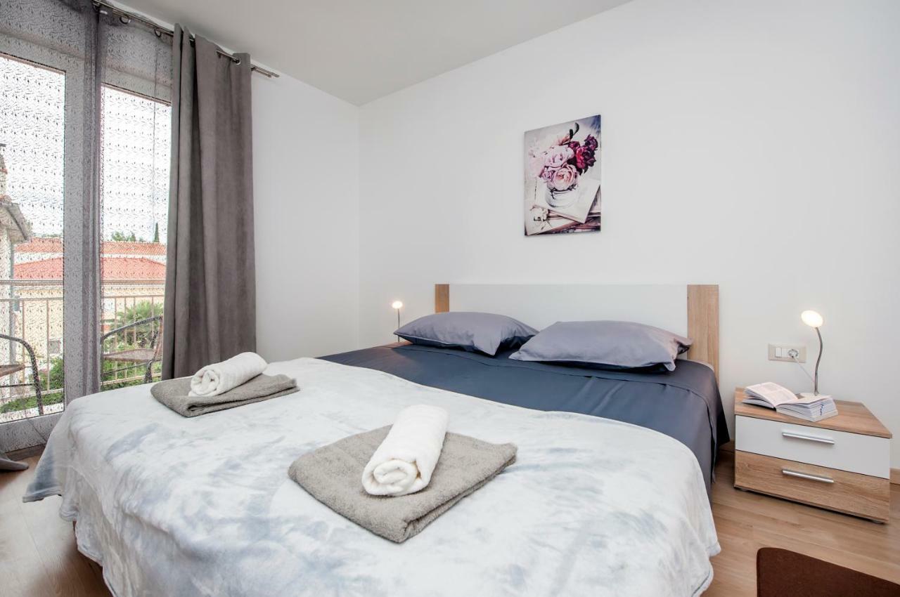 רוביני Apartman Sonata מראה חיצוני תמונה