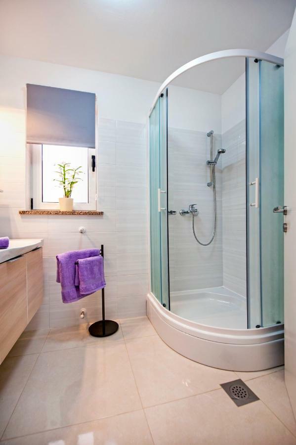 רוביני Apartman Sonata מראה חיצוני תמונה