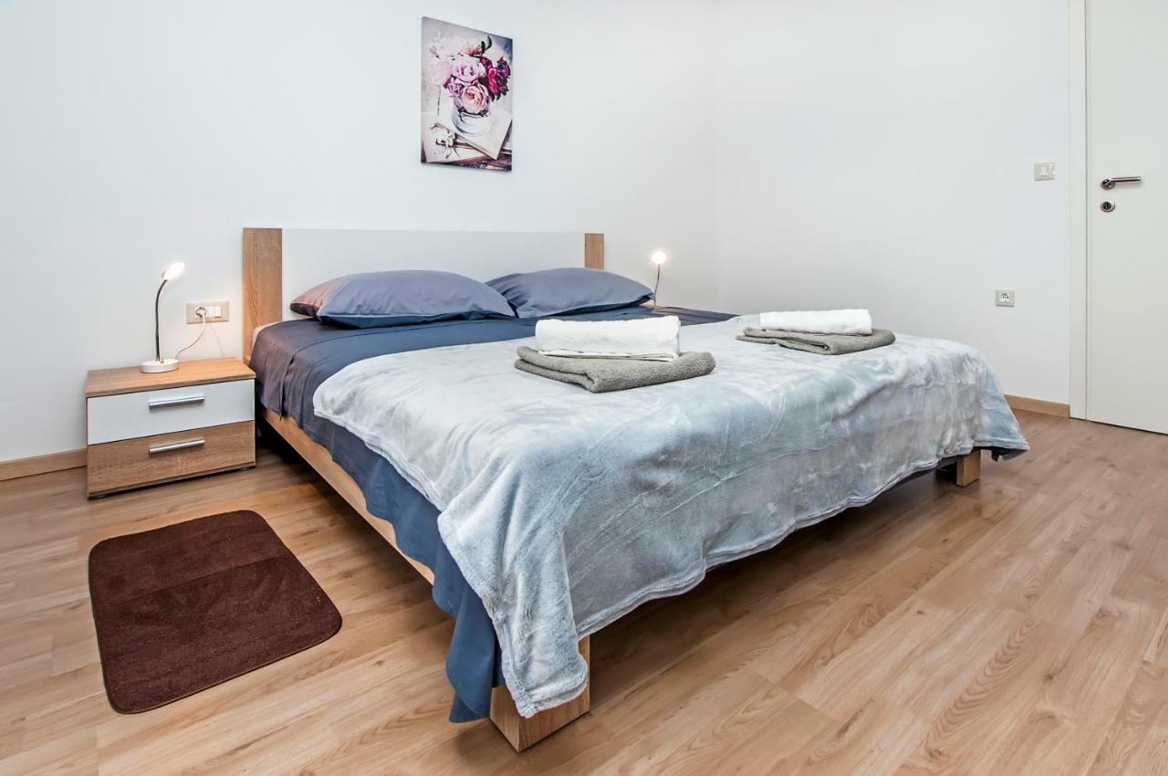 רוביני Apartman Sonata מראה חיצוני תמונה