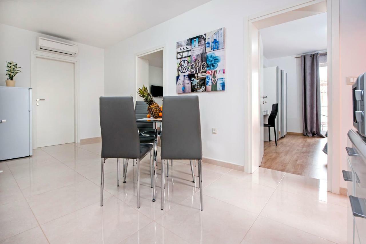 רוביני Apartman Sonata מראה חיצוני תמונה